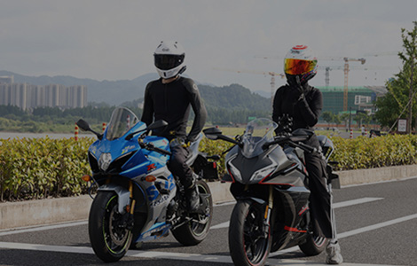 Adakah Fon Telinga Bluetooth Topi Keledar Pintar Masa Depan Menunggang Lebih Selamat?