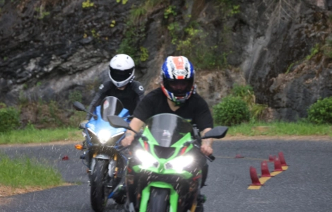 OHMIEX D9: Mendefinisikan Semula Fon Kepala Topi Keledar Basikal untuk Penunggang Moden