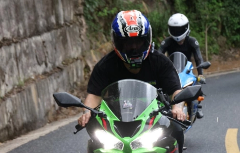 Sistem Menunggang Pintar OHMIEX D9: Mentakrifkan Semula Sistem Komunikasi Menunggang Pintar untuk Pasaran B2B