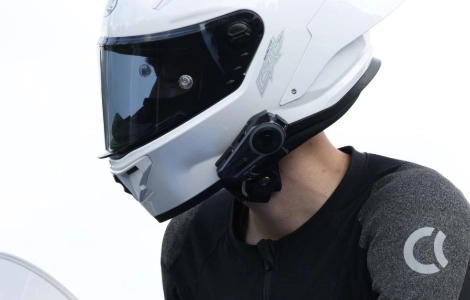 Produk Komunikasi Topi Keledar