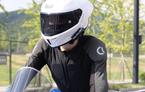 OHMIEX D9: Interkom Bluetooth Motosikal Terbaik Anda untuk Komunikasi Jarak Jauh yang Boleh Dipercayai