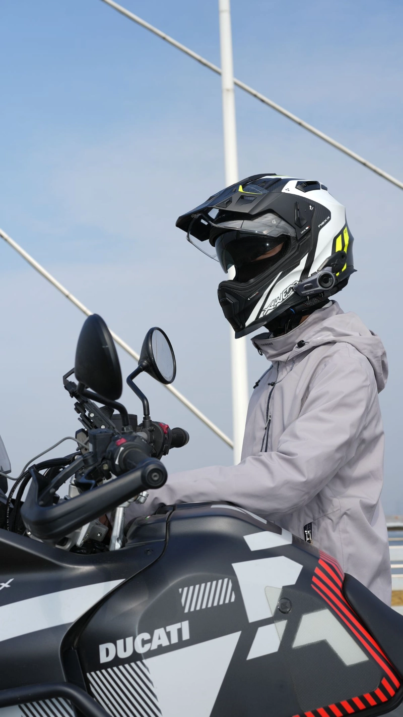 Pembekal Alat Dengar Helmet Bluetooth OEM/ODM