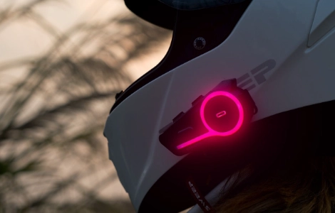 Strategi Perolehan Set Kepala Bluetooth Motosikal: Bagaimana Rakan Kongsi OEM/ODM Memacu Pertumbuhan B2B pada 2026